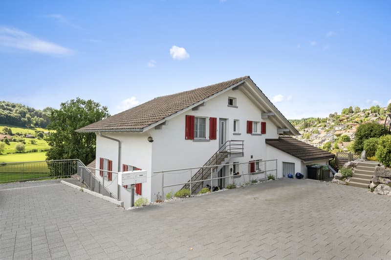 Maison soignée avec appartement pour personne âgée et belle vue (7)