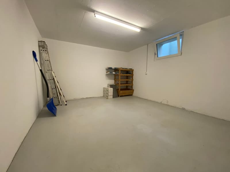 Bright 4.5-room apartment with balcony and beautiful view in Wangen an der Aare (19)