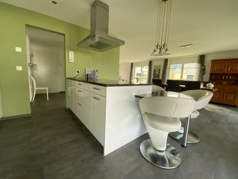 Bright 4.5-room apartment with balcony and beautiful view in Wangen an der Aare (5)