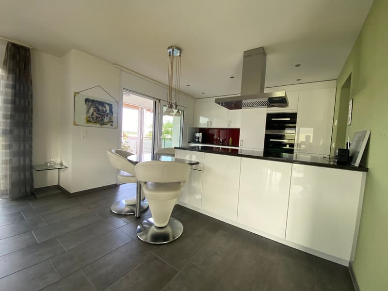 Bright 4.5-room apartment with balcony and beautiful view in Wangen an der Aare (4)