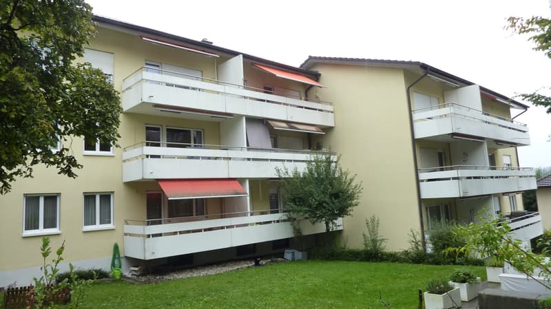 Bright 3.5-room apartment with balcony – Your new home in Jegenstorf (2)