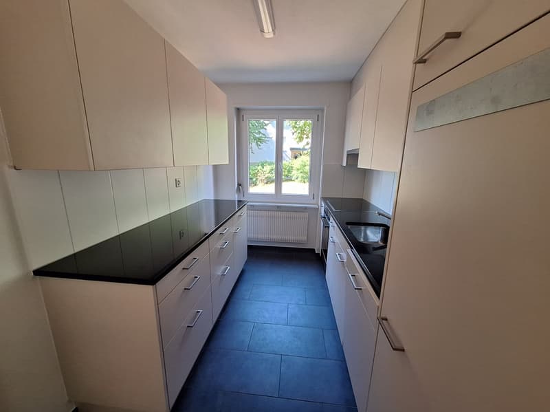 Bright 3.5-room apartment with balcony – Your new home in Jegenstorf (3)