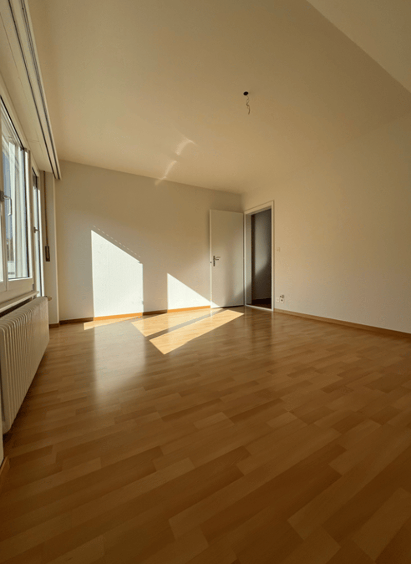 Helle 4.5-Zimmer-Wohnung mit Balkon und schöner Aussicht in Köniz (10)