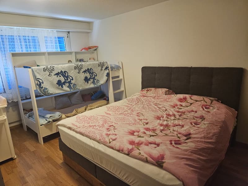 Helle 5-Zimmer-Wohnung mit Balkon in Wängi – ab sofort verfügbar (10)