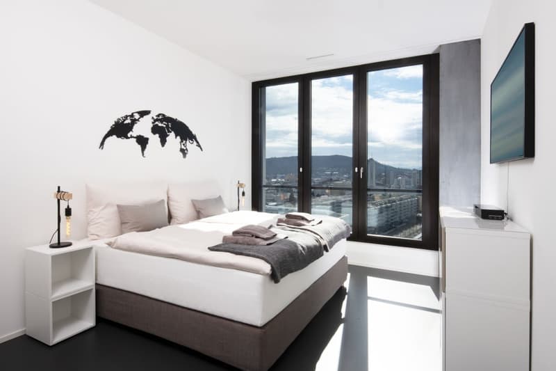 Appartamento luminoso 4.5 locali con vista panoramica al 10° piano – Zürich Seebach (4)