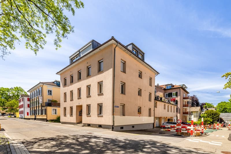 Appartement lumineux de 2,5 pièces dans un emplacement central à St. Gallen (1)