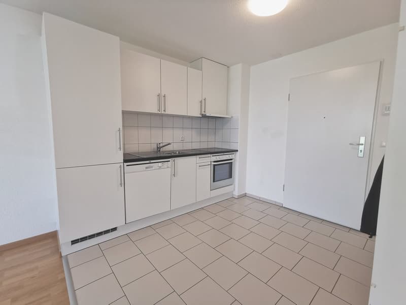 Studio moderne avec loggia à Biel – disponible à partir d'octobre 2026 (4)