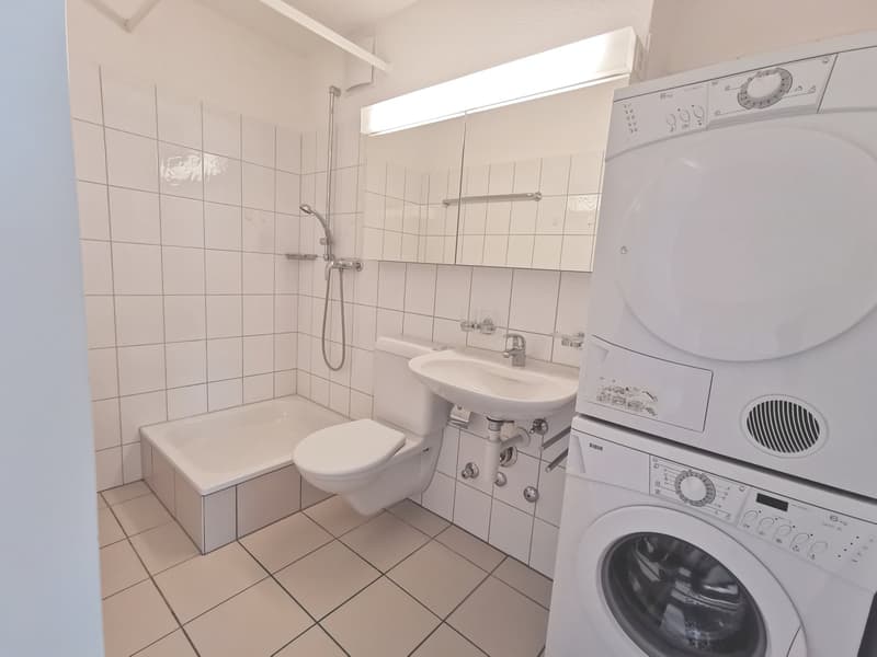 Studio moderne avec loggia à Biel – disponible à partir d'octobre 2026 (5)