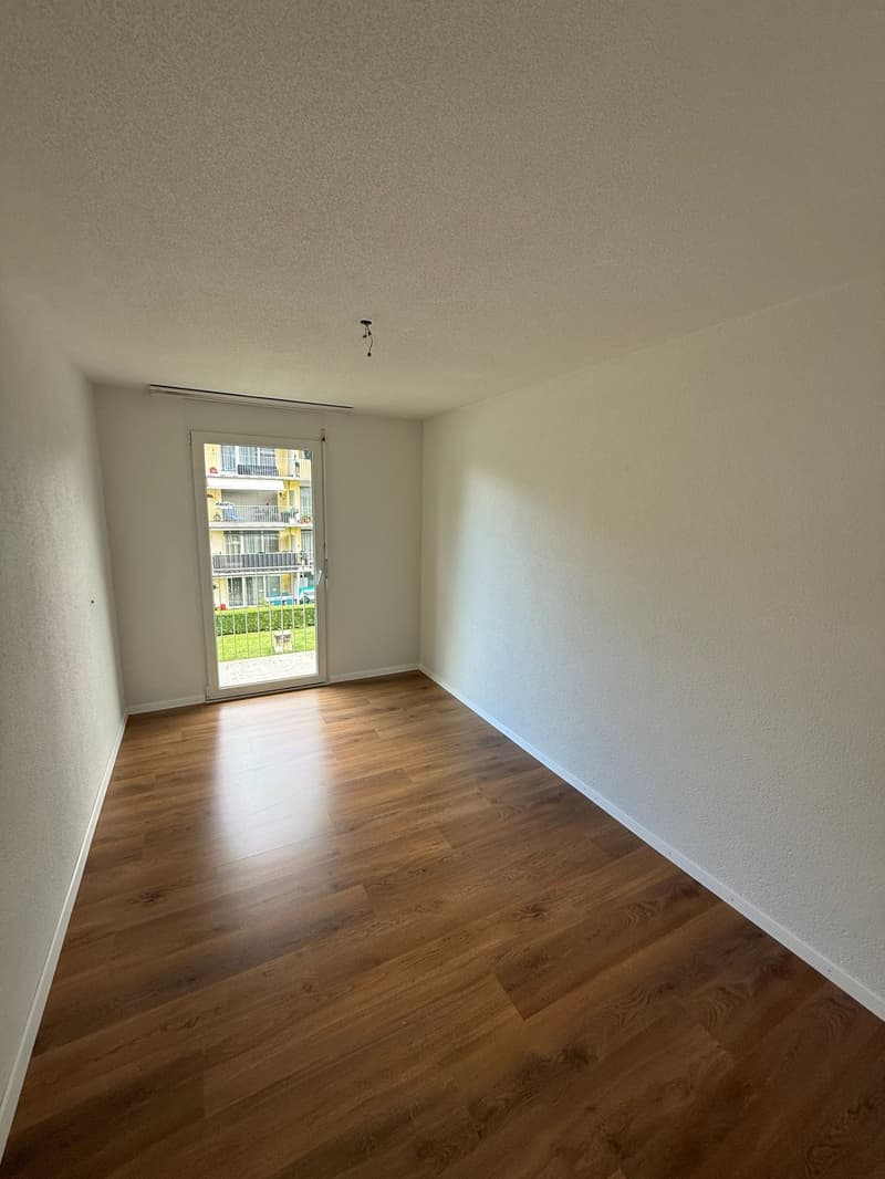 Appartement lumineux 5 pièces avec grand balcon à Winterthur-Wülflingen (7)