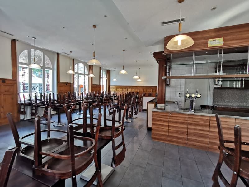 Espace commercial pour café/bar ou restaurant au Zentralstrasse 91 à Biel (3)