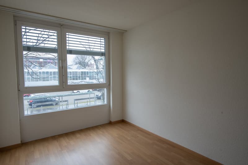Appartamento luminoso 4.5 locali al 5° piano a Biel/Bienne – disponibile immediatamente (7)