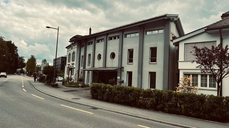 Versatile commercial space in Aarburg (1)