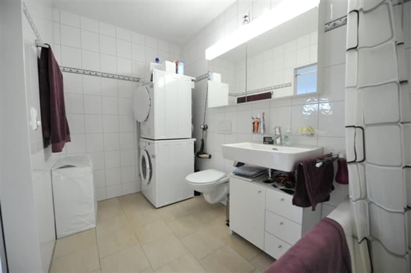 Badezimmer mit Waschturm