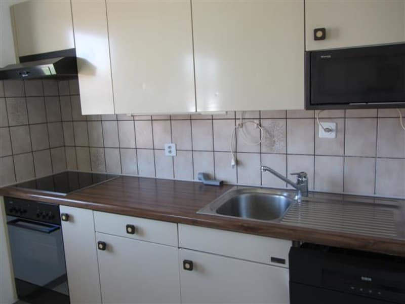 Helle 2.5-Zimmer-Wohnung mit Balkon in Regensdorf (7)