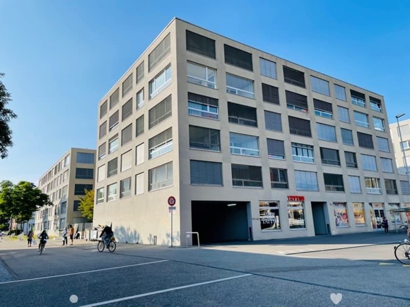 Ein glücklicher Wohnungsstart (1)