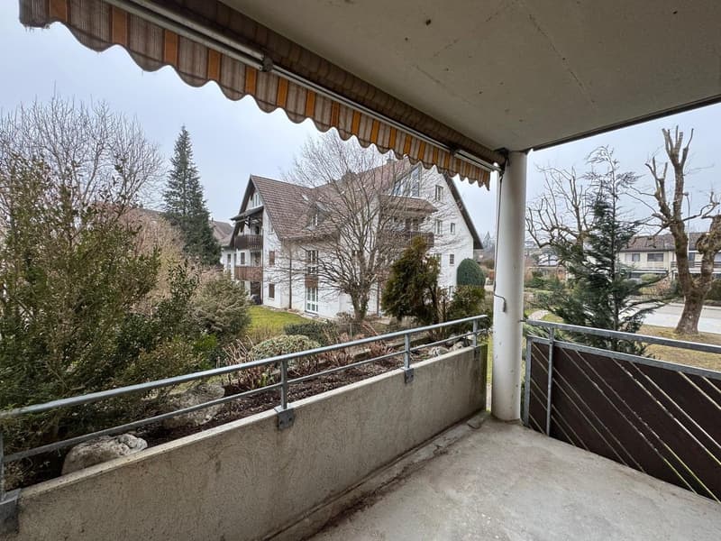 Helle 3.5-Zimmer-Wohnung mit Balkon und Kamin in Hombrechtikon (9)