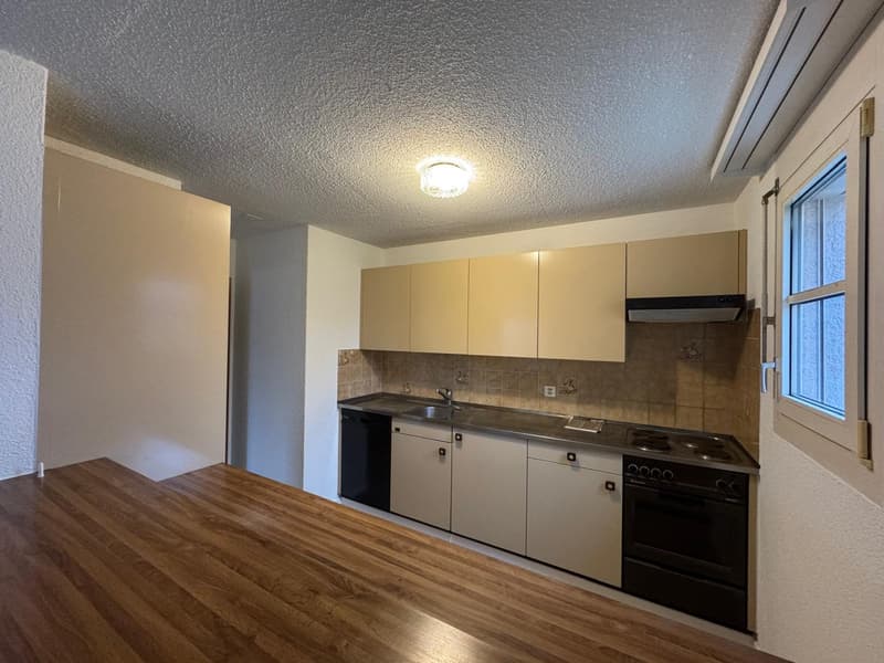 Helle 3.5-Zimmer-Wohnung mit Balkon und Kamin in Hombrechtikon (6)