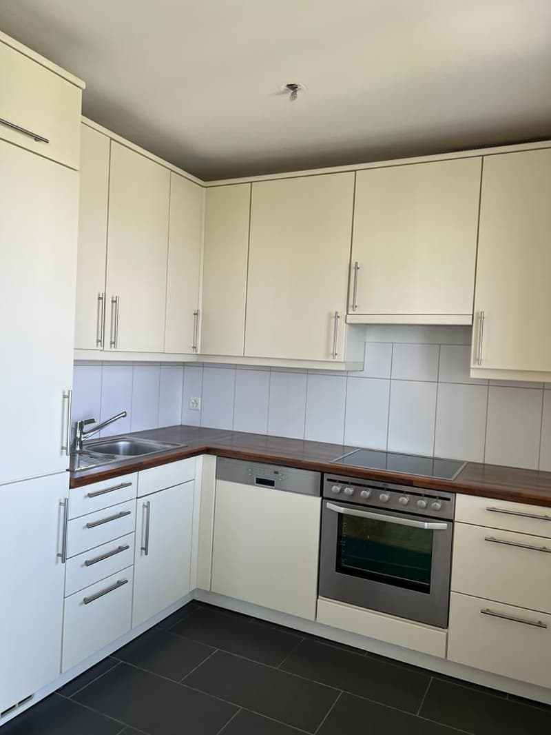 Helle 3.5-Zimmer-Wohnung mit Balkon in Rorschacherberg (3)