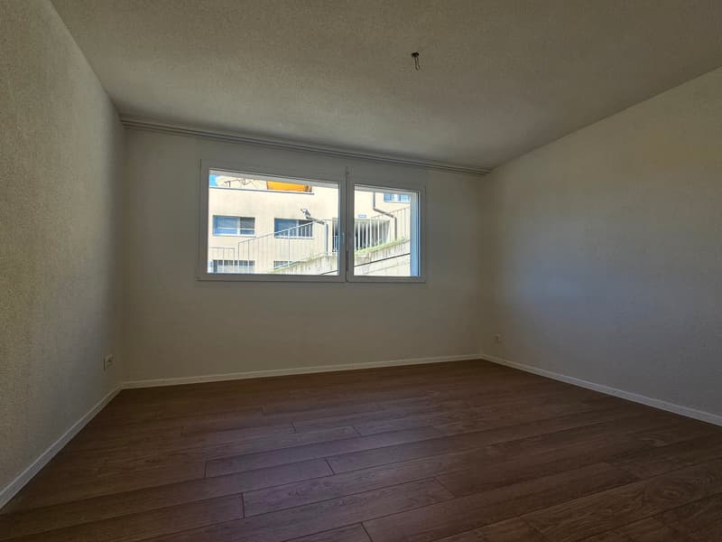 Moderne 2.5-Zimmer-Terrassenwohnung mit herrlicher Aussicht in Winterthur (6)