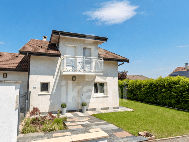 Family house 165 m², 10 minutes from Geneva, independent suite, closed garden, Archamps (1)