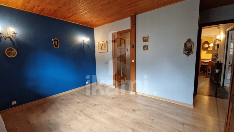 FAVERGES - Family house 284 m², including 195 m² living space, with 2,015 m² land (10)