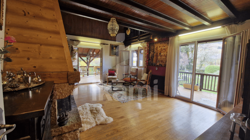 FAVERGES - Family house 284 m², including 195 m² living space, with 2,015 m² land (7)