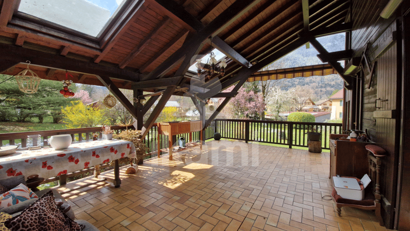 FAVERGES - Family house 284 m², including 195 m² living space, with 2,015 m² land (8)