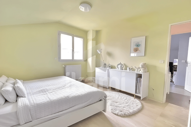 Bright apartment with terrace and garage, 15 minutes from Geneva (12)