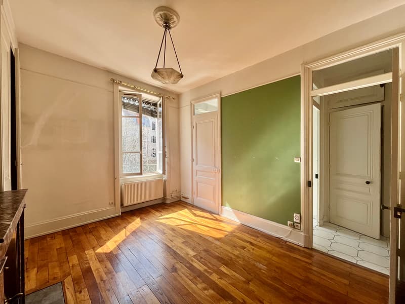 EXCLUSIVITY - T2 of 59.13m2 (Carrez law) - 3rd floor (4)