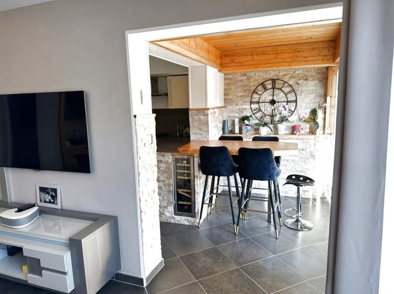 Superbe T4 rénové de 97 m2 avec grande terrasse (10)