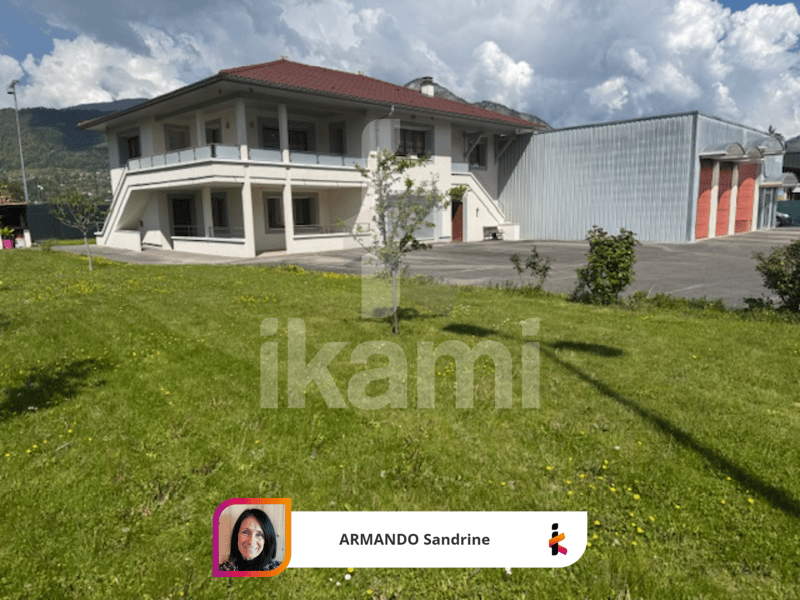 MARIGNIER HOUSE AND WAREHOUSE 557 M² (2)