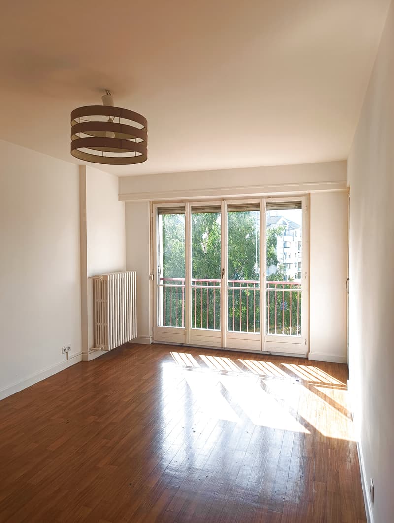 Moëllesulaz Appartement T2 rénové 50 m² avec balcons et parking (1)