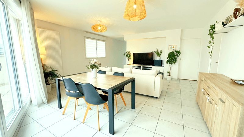 Attique T4 d'exception   Vue panoramique montagnes 92 m² terrasse de 80 m² (9)