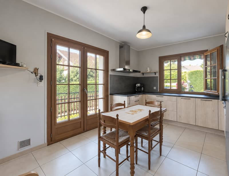 Maison individuelle - 4 chambres - jardin piscinable (9)