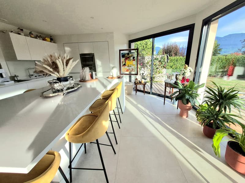 Maison T5 160 m2 d'exception de 160 m2 avec piscine et terrain de 1 200 m2 (3)