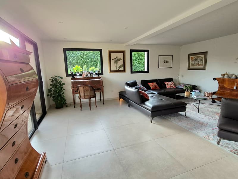 Maison T5 160 m2 d'exception de 160 m2 avec piscine et terrain de 1 200 m2 (8)