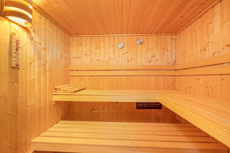 Grosszügiges Einfamilienhaus mit Garten, Sauna und Weitsicht (9)