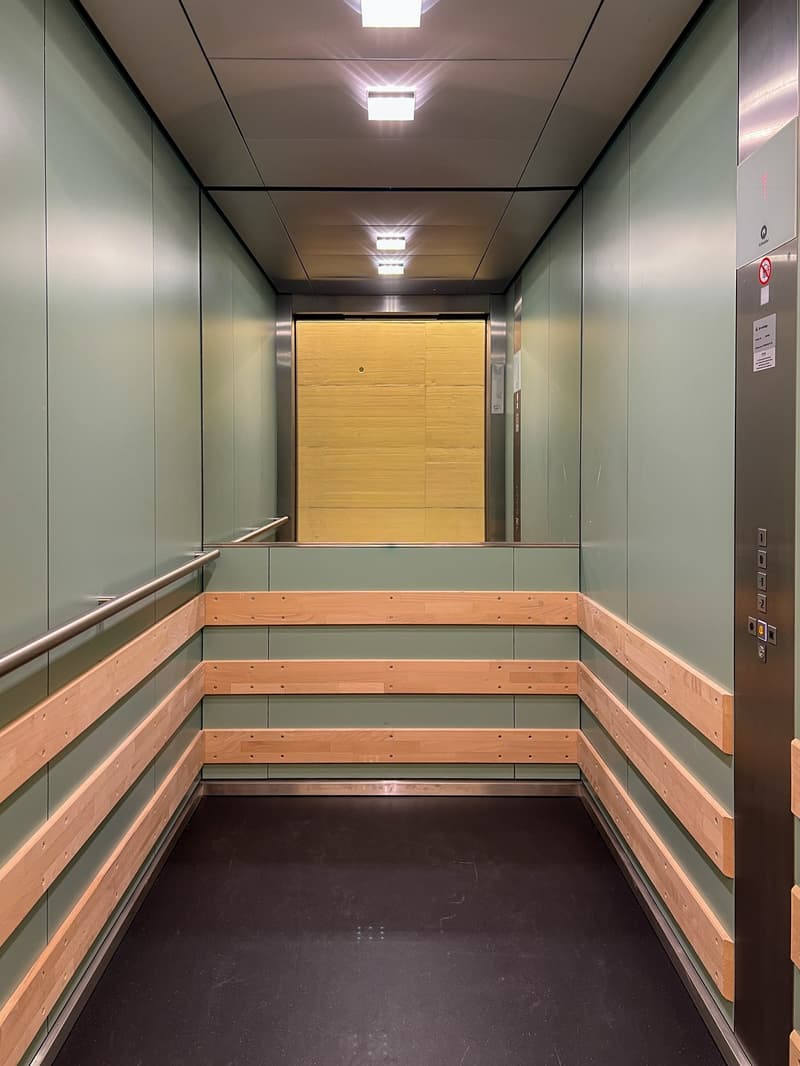 Modern commercial units with versatile potential in the Greater Zurich Area (10)