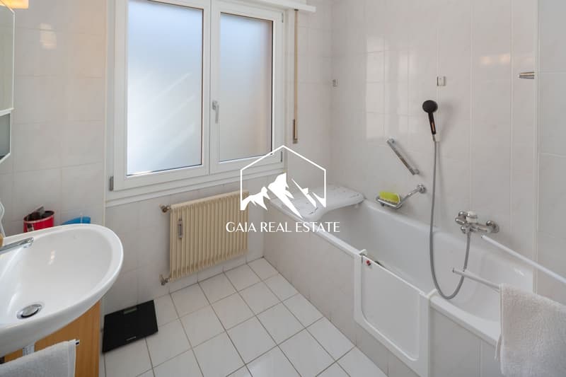 3.5 rooms in the heart of Crans Montana with a view and garage (12)