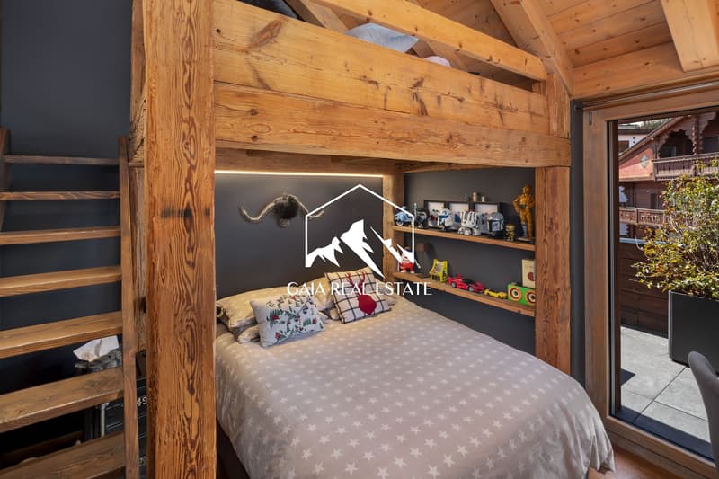 Stunning 4.5-Room Attic Apartment with Panoramic Views in Crans-Montana (11)