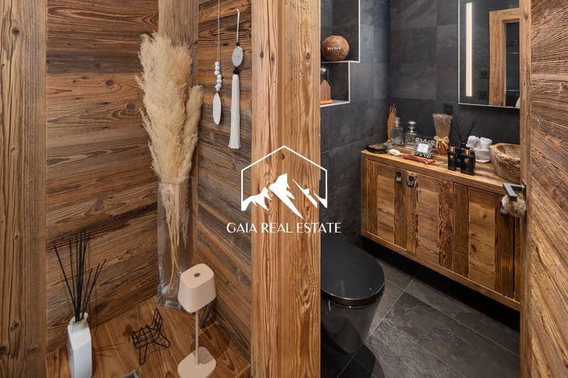 Stunning 4.5-Room Attic Apartment with Panoramic Views in Crans-Montana (15)