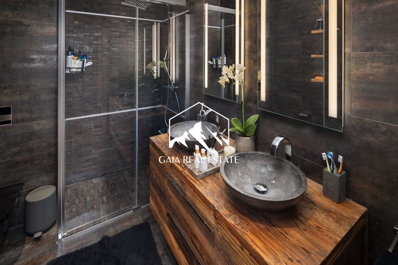 Stunning 4.5-Room Attic Apartment with Panoramic Views in Crans-Montana (9)