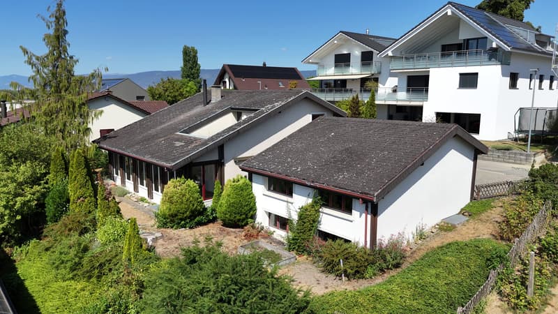 5.5-Zimmer-Einfamilienhaus mit Garten in Müntschemier kaufen (1)