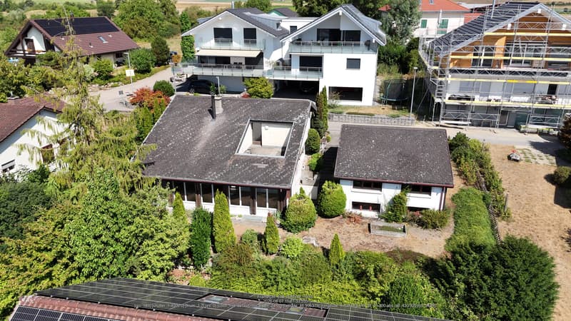 5.5-Zimmer-Einfamilienhaus mit Garten in Müntschemier kaufen (13)