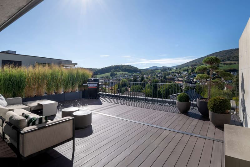 westausgerichtete Terrasse