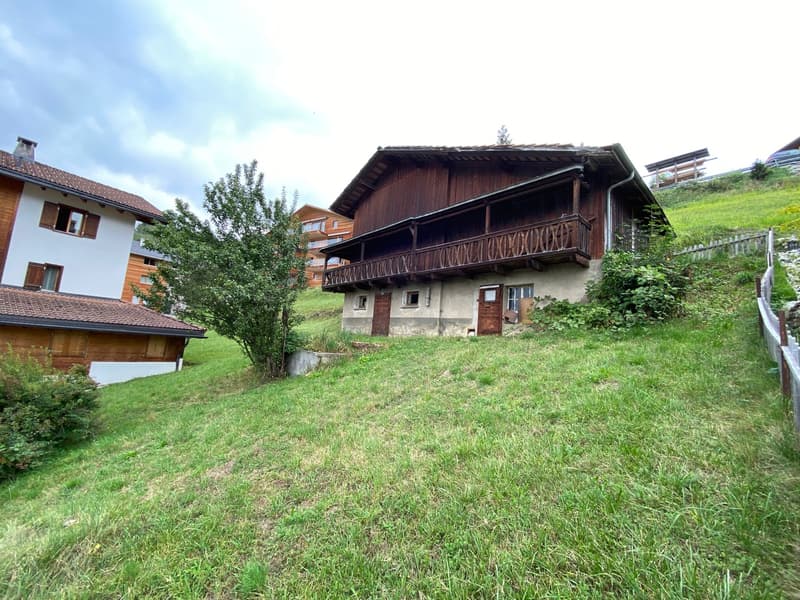 Building plot in a scenic location in Cumbel (3)