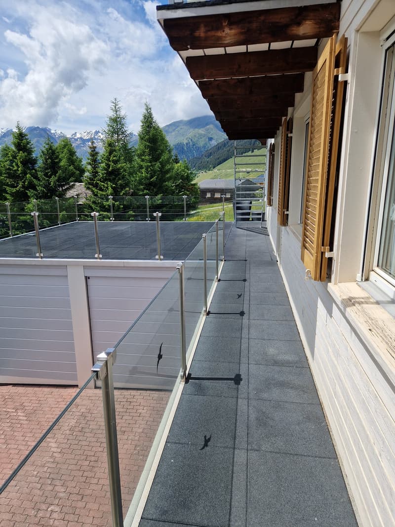 Incantevole appartamento 5.5 locali con vista mozzafiato sulla montagna a Lumbrein (9)