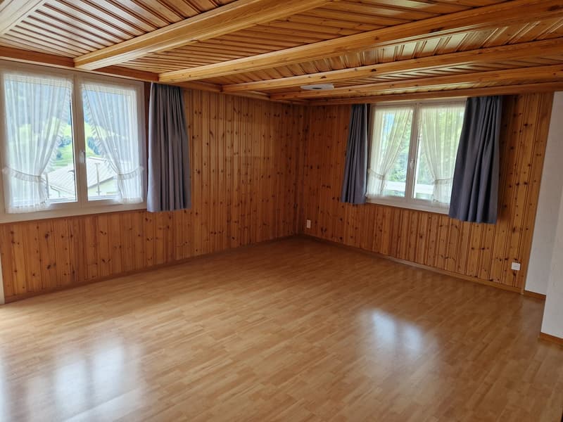 Incantevole appartamento 5.5 locali con vista mozzafiato sulla montagna a Lumbrein (6)