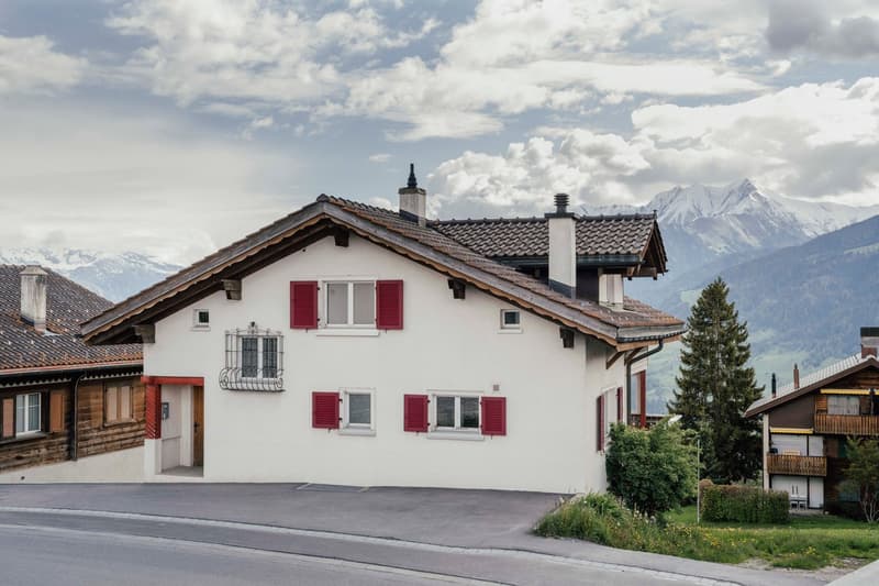 Charming single-family home in Lumbrein with wonderful views of the surrounding mountains (5)