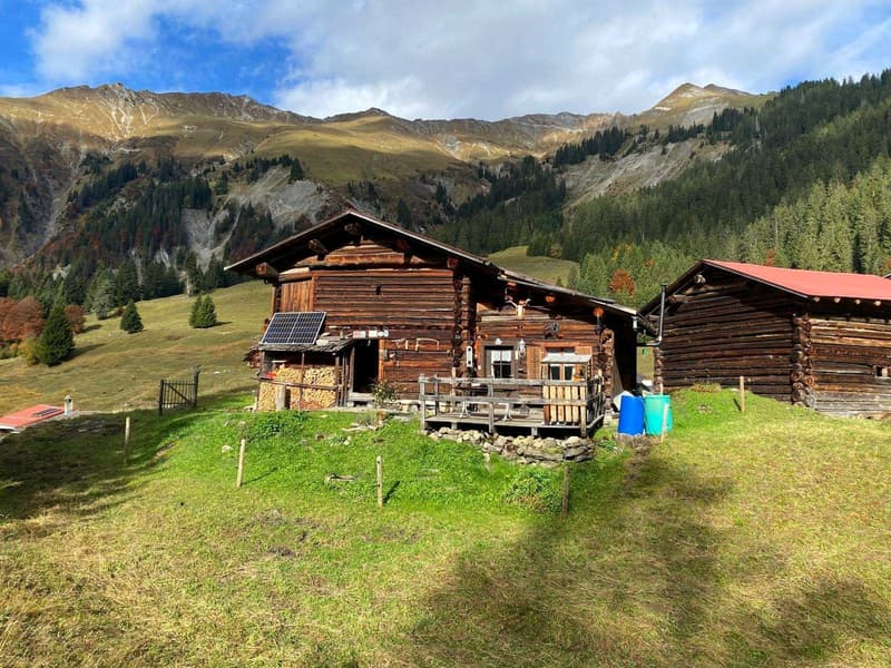 Charmantes Maiensäss oberhalb Schiers inkl. Baubewilligung (3)